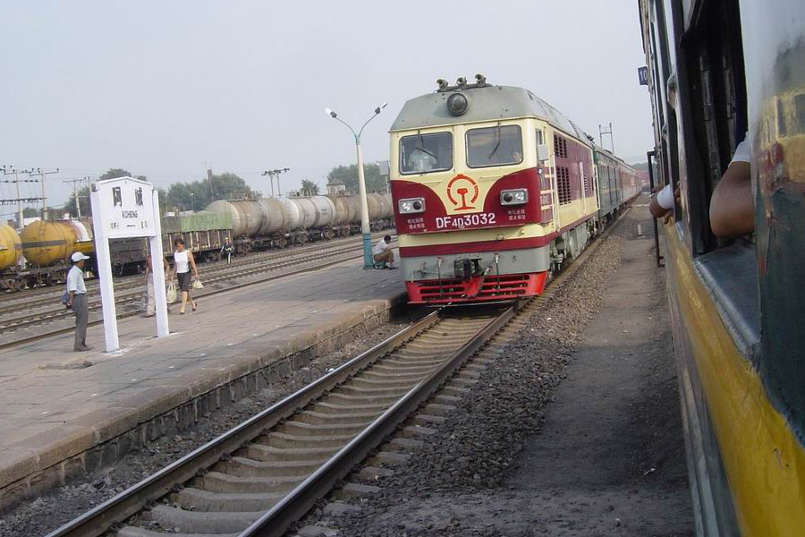 DF4D 3032.jpg